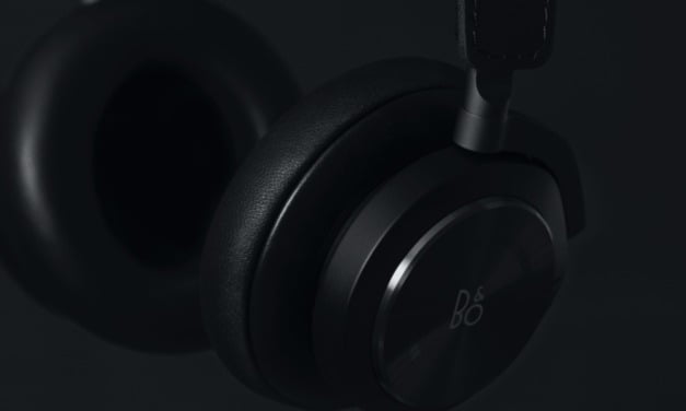 Music, that meditates me…